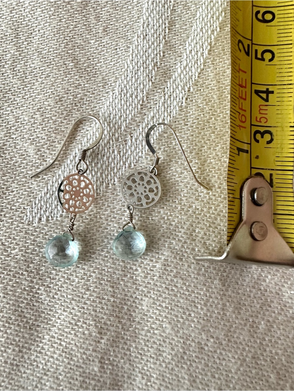 Silver Tone Aqua Blue Faceted Drop Earrings Filigree Boho - Picture 5 of 6